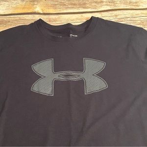 Under Armour HeatGear Tee Shirt. Small